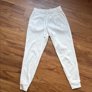 Alo Cream Jogger Pants
